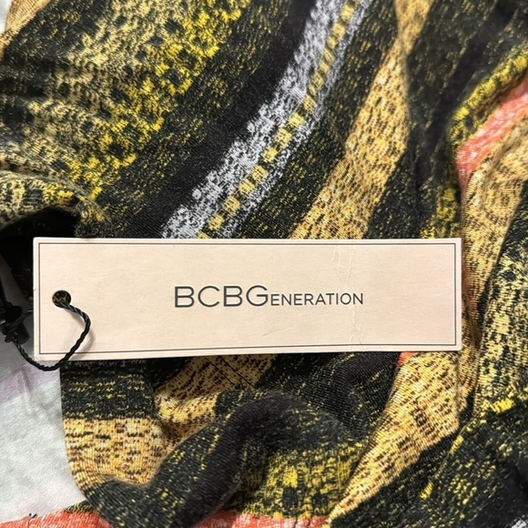 NWT! BCBGeneration Women's Knit Cap Sleeve Shoulder Pad Mini Dress - Size Small💛 - Picture 7 of 7